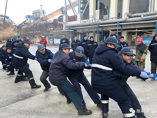 公司舉辦“愛我中華，慶祝新中國70周年”職工拔河、趣味運動聯(lián)誼賽——剪影